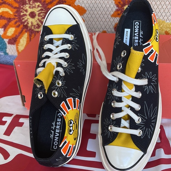 Converse 172825C
CHUCK TAYLOR 70 OX
BLACK/AMARILLO/BOLD MANDARIN
Men’s sneakers - Picture 13 of 16